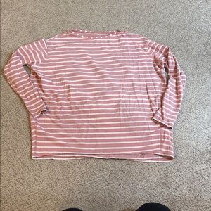 Lululemon Back in Action Size 4 Long sleeve in Pink with Stripes